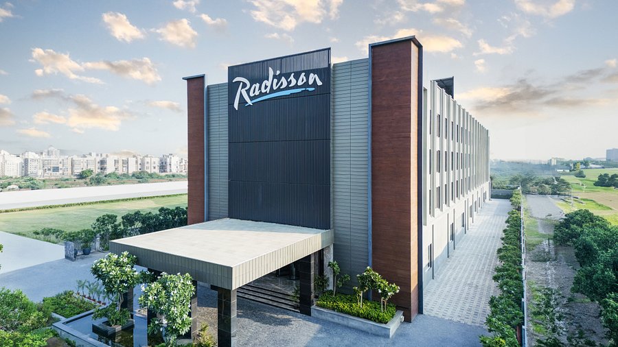 radisson hotel vrindavan